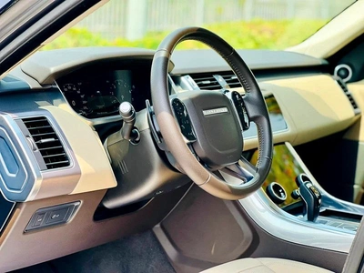 RANGE ROVER SPORT HSE | GCC SPECS | YEAR: 2019 | KMS: 104,000-3