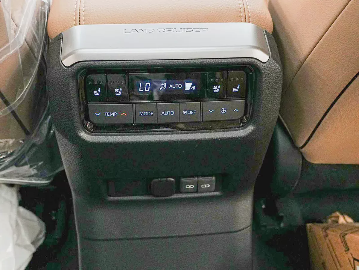 2026 TOYOTA LC250 PRADO LUX 2.4L TURBO PETREOL A/T PANAROMIC 7-SEATS BRAND NEW 0KM-14-14