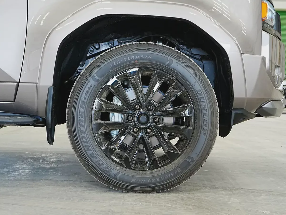 2026 TOYOTA LC250 PRADO LUX 2.4L TURBO PETREOL A/T PANAROMIC 7-SEATS BRAND NEW 0KM-19-19