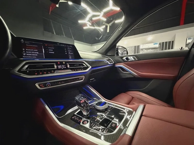 Carbon Package - 523 BHP | Full Option Model | Original Paint | Full Option Model | GCC-9