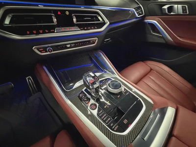 Carbon Package - 523 BHP | Full Option Model | Original Paint | Full Option Model | GCC-11