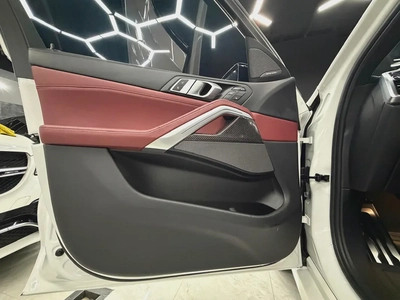 Carbon Package - 523 BHP | Full Option Model | Original Paint | Full Option Model | GCC-13