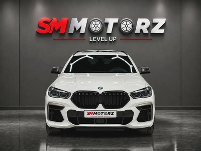 Carbon Package - 523 BHP | Full Option Model | Original Paint | Full Option Model | GCC-1