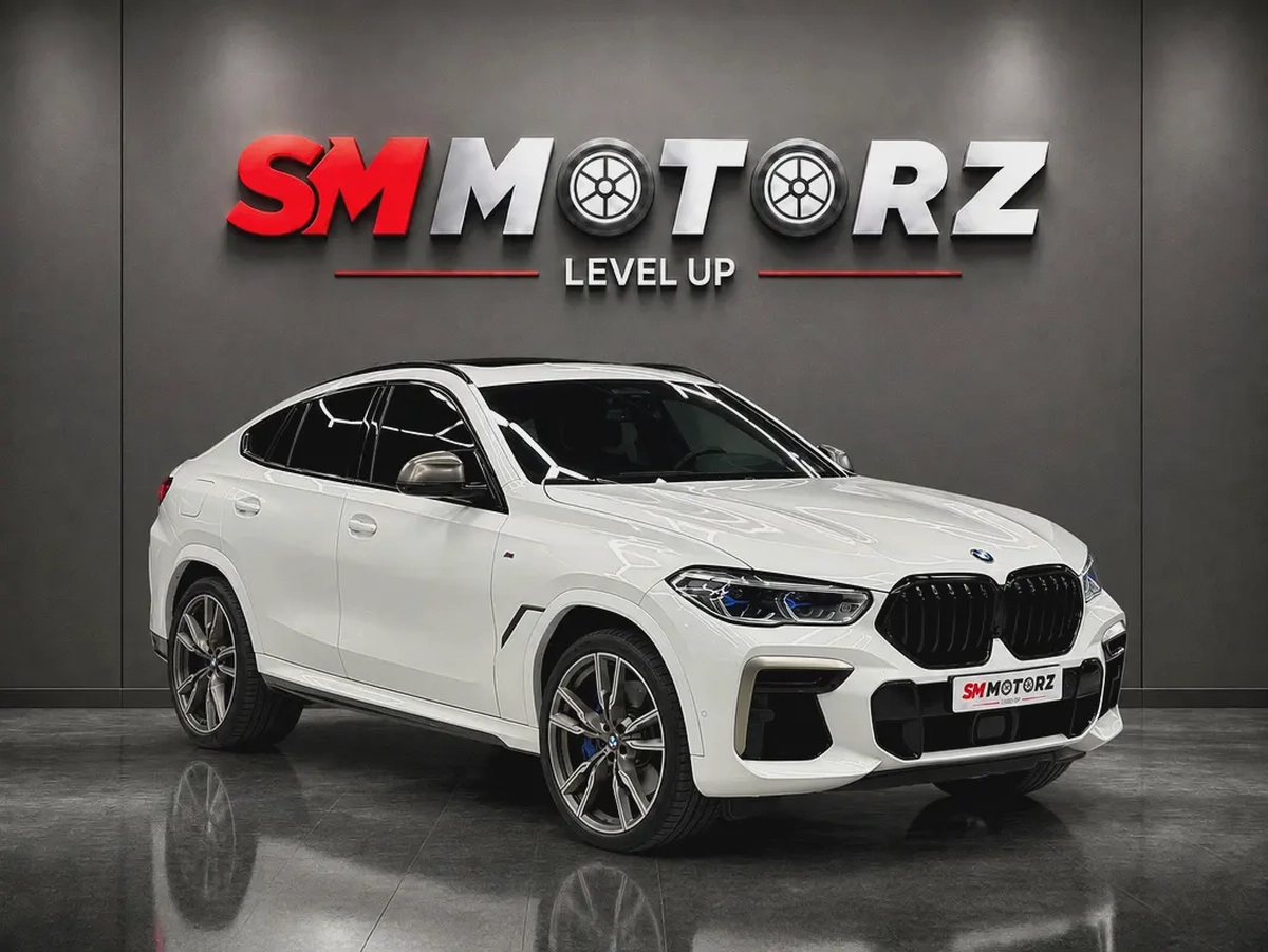 Carbon Package - 523 BHP | Full Option Model | Original Paint | Full Option Model | GCC-3-3
