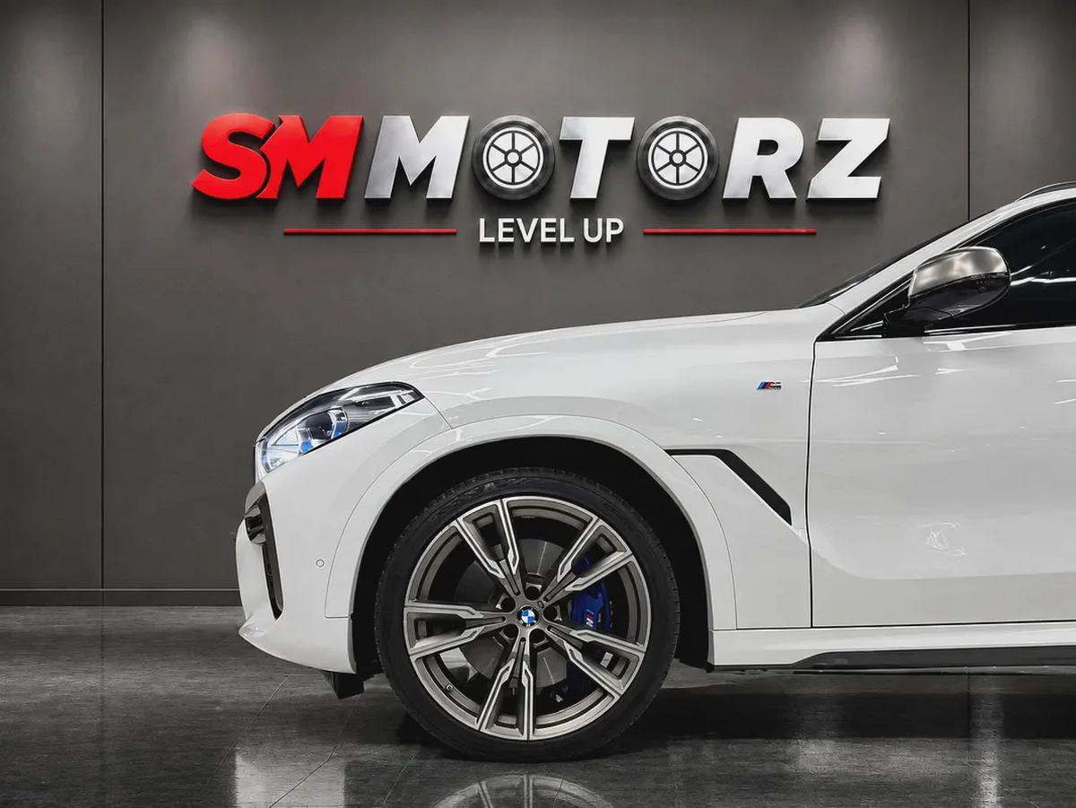 Carbon Package - 523 BHP | Full Option Model | Original Paint | Full Option Model | GCC-4-4