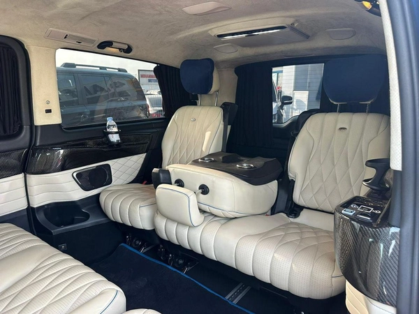 Mercedes Benz V 250 Std 2.1L Mercedes Benz V250 VIP GCC