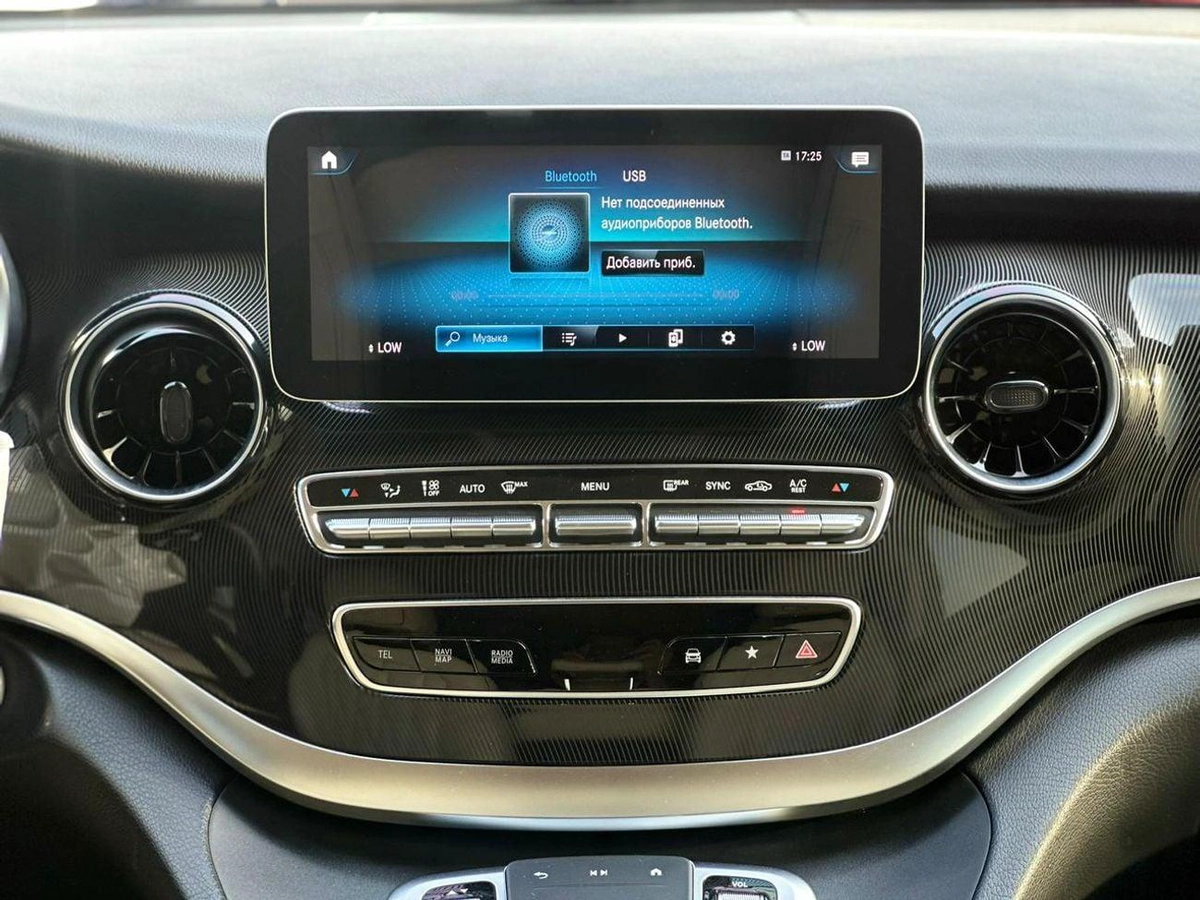 Mercedes Benz V 250 Std 2.1L Mercedes Benz V250 VIP GCC-21-21