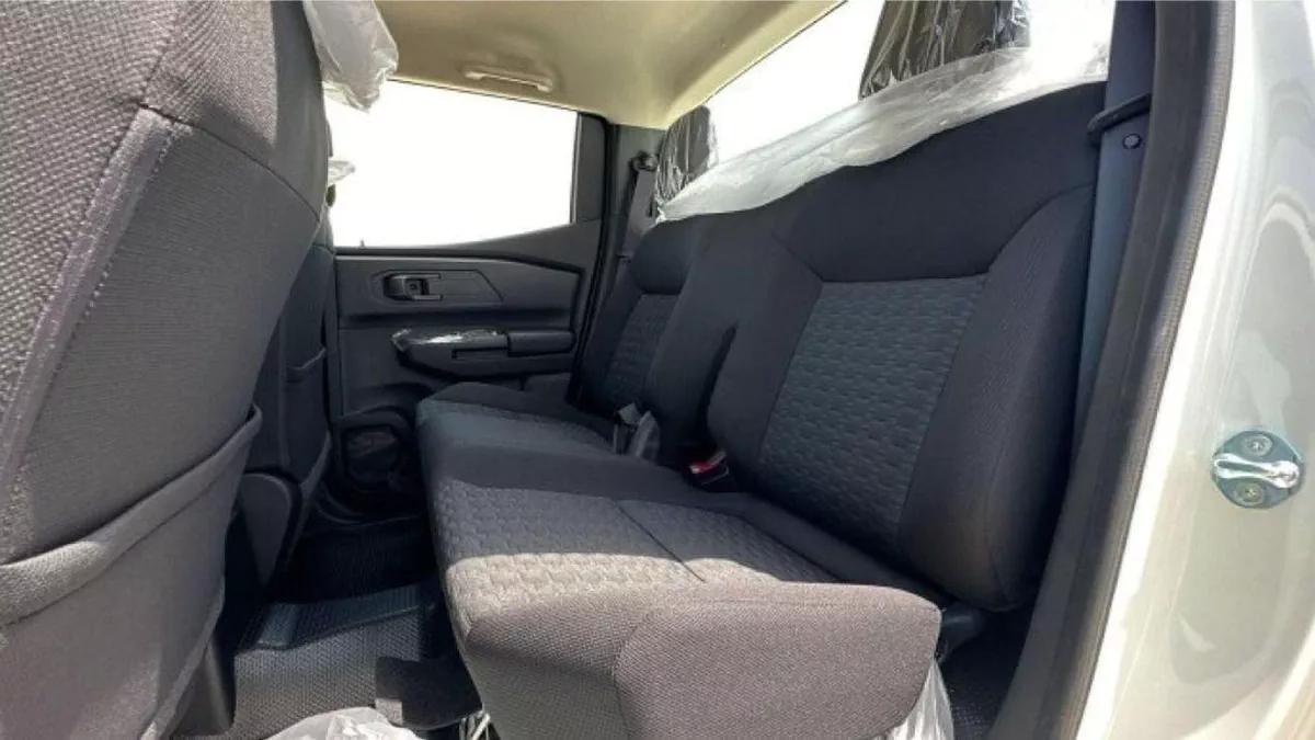 Mitsubishi L200 GL Mitsubishi L200 2.4L MT DIESEL 2025-9-0