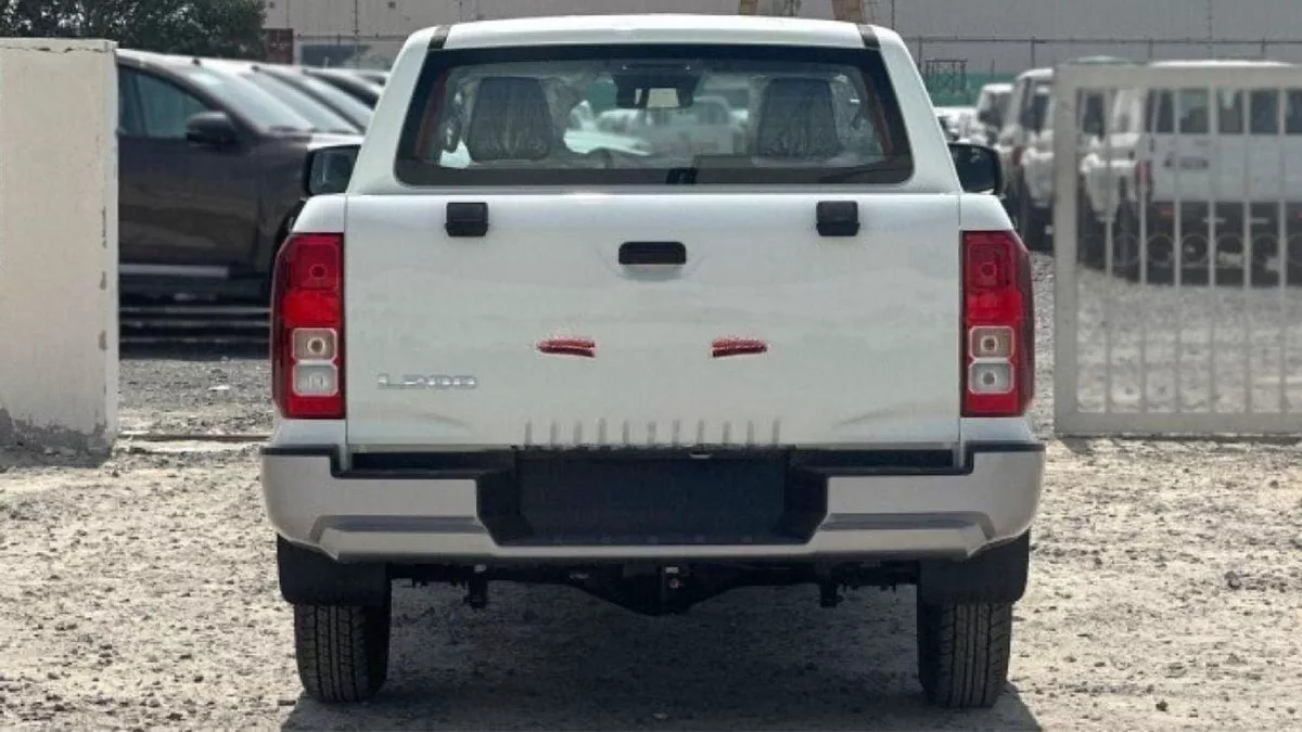Mitsubishi L200 GL Mitsubishi L200 2.4L MT DIESEL 2025-3-0