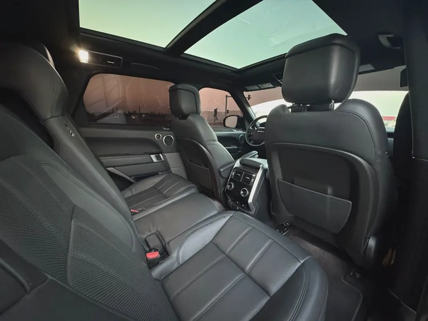 2020 Land Rover Range Rover Sport HSE - American Specs