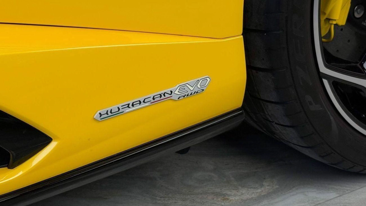 Lamborghini Huracan Lamborghini Huracán EVO Spyder – V10 - 2023-18-18