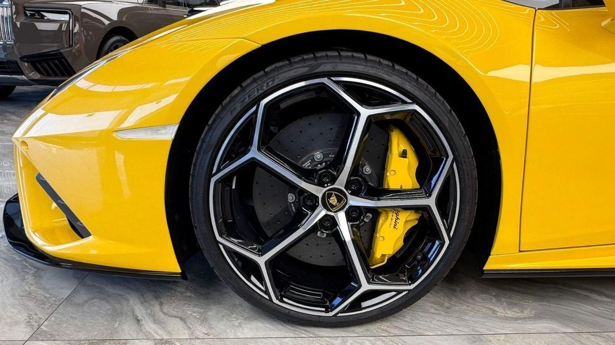 Lamborghini Huracan Lamborghini Huracán EVO Spyder – V10 - 2023-20-20