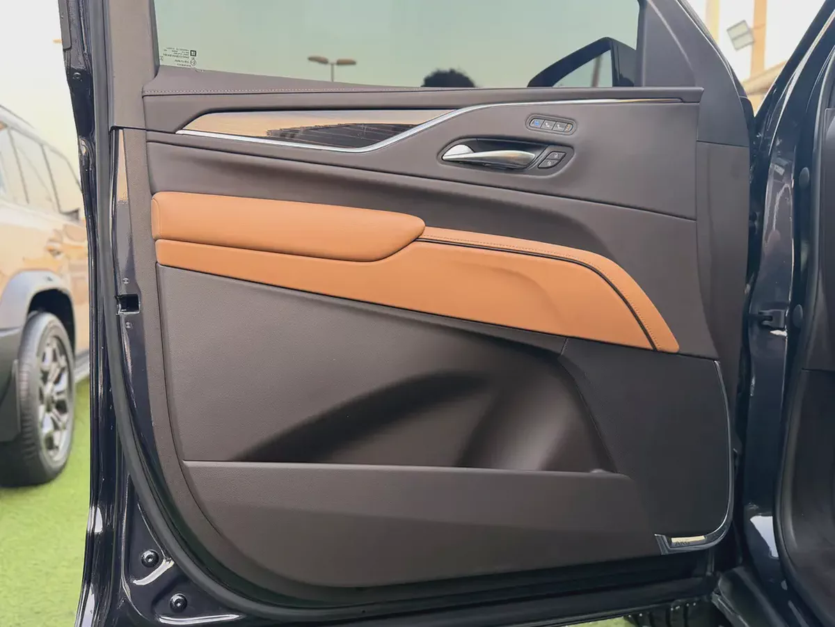 Cadillac Escalade Sport Gcc Under Warranty-10-10