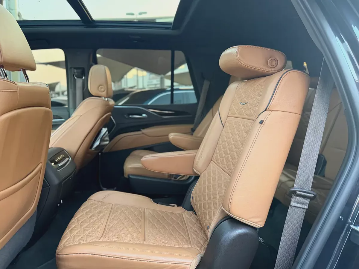 Cadillac Escalade Sport Gcc Under Warranty-11-11