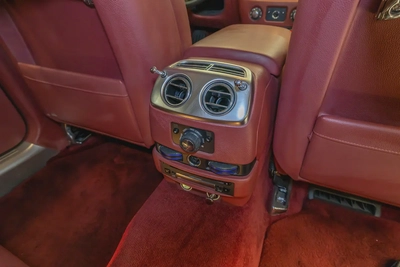 2010 | Rolls Royce Ghost -  GCC Specs Emirates | Super Mint Condition | NO Accident | Low Milage-13