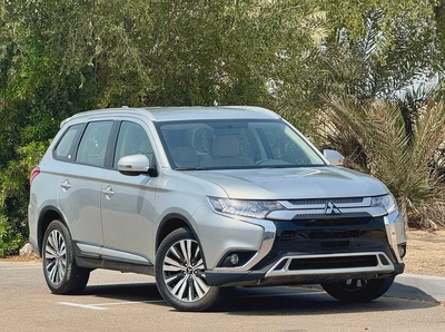 865-Monthly l GCC l 4wd, Cruise, Camera l Accident Free-0