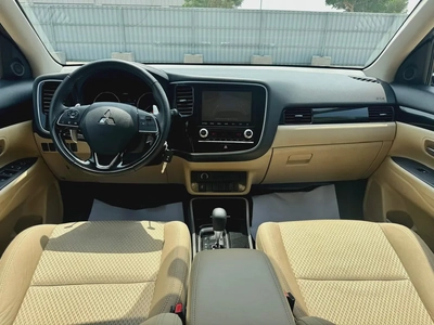 865-Monthly l GCC l 4wd, Cruise, Camera l Accident Free-6