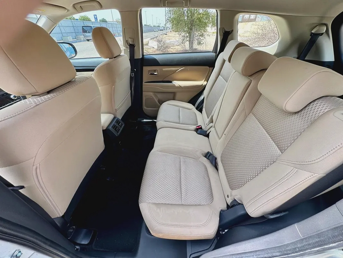 865-Monthly l GCC l 4wd, Cruise, Camera l Accident Free-11-11