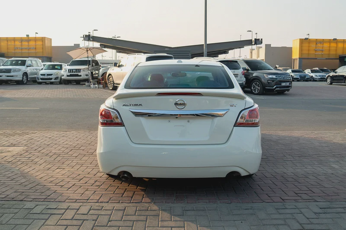 Nissan Altima SV Full Option Sunroof-3-3