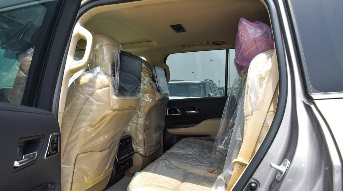 Toyota Land Cruiser Twin turbo VXR 3.5L petrol MY2025 V6
