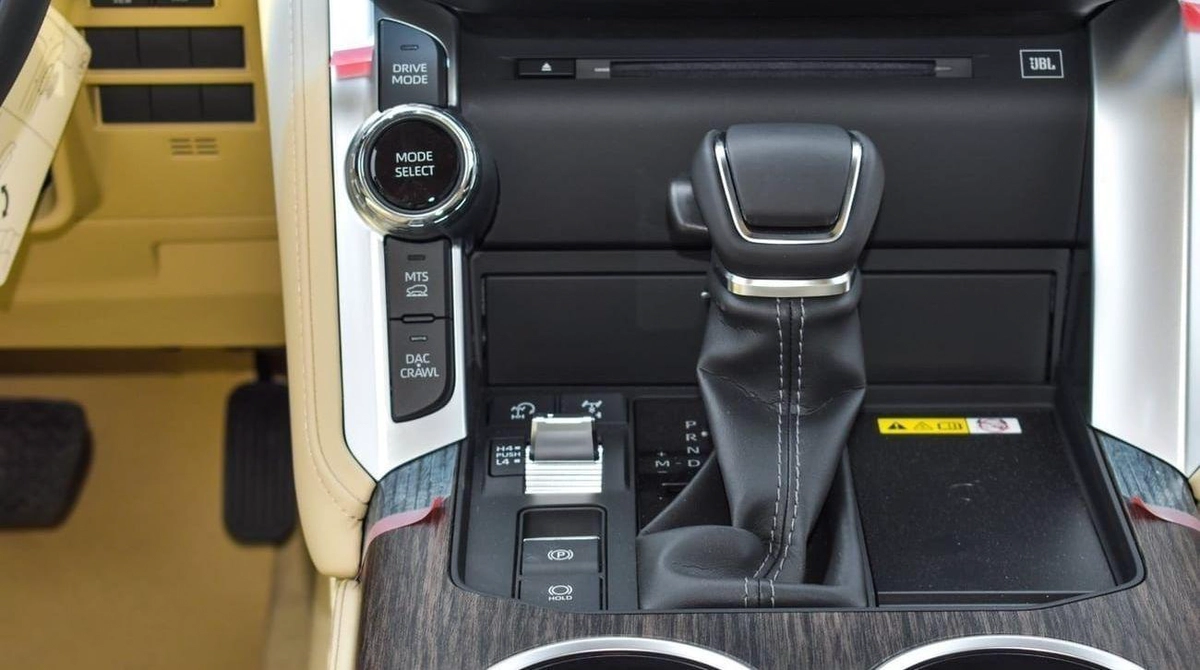 Toyota Land Cruiser Twin turbo VXR 3.5L petrol MY2025 V6
