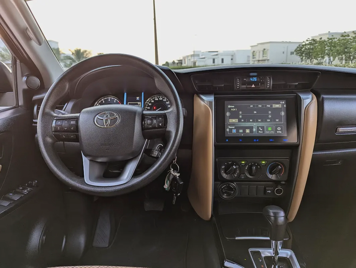 2024 Toyota Fortuner EXR - V4 2.7L 4X4 - Accident Free Low mileage - GCC Specs