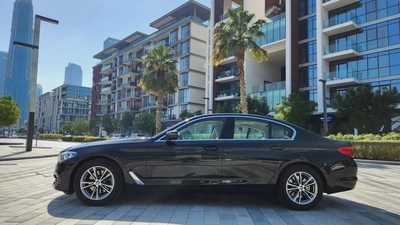 2019 BMW 520 full option ||NO ACCIDENT  || FULL AGENCY SERVICE || full option-2