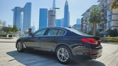 2019 BMW 520 full option ||NO ACCIDENT  || FULL AGENCY SERVICE || full option-4
