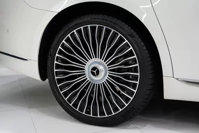 Mercedes-Benz Maybach S680 2022-18