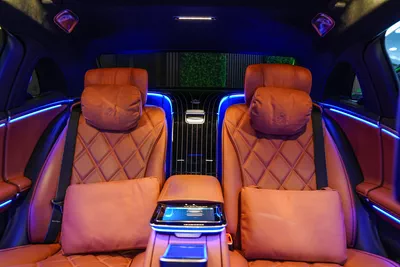 Mercedes-Benz Maybach S680 2022-11
