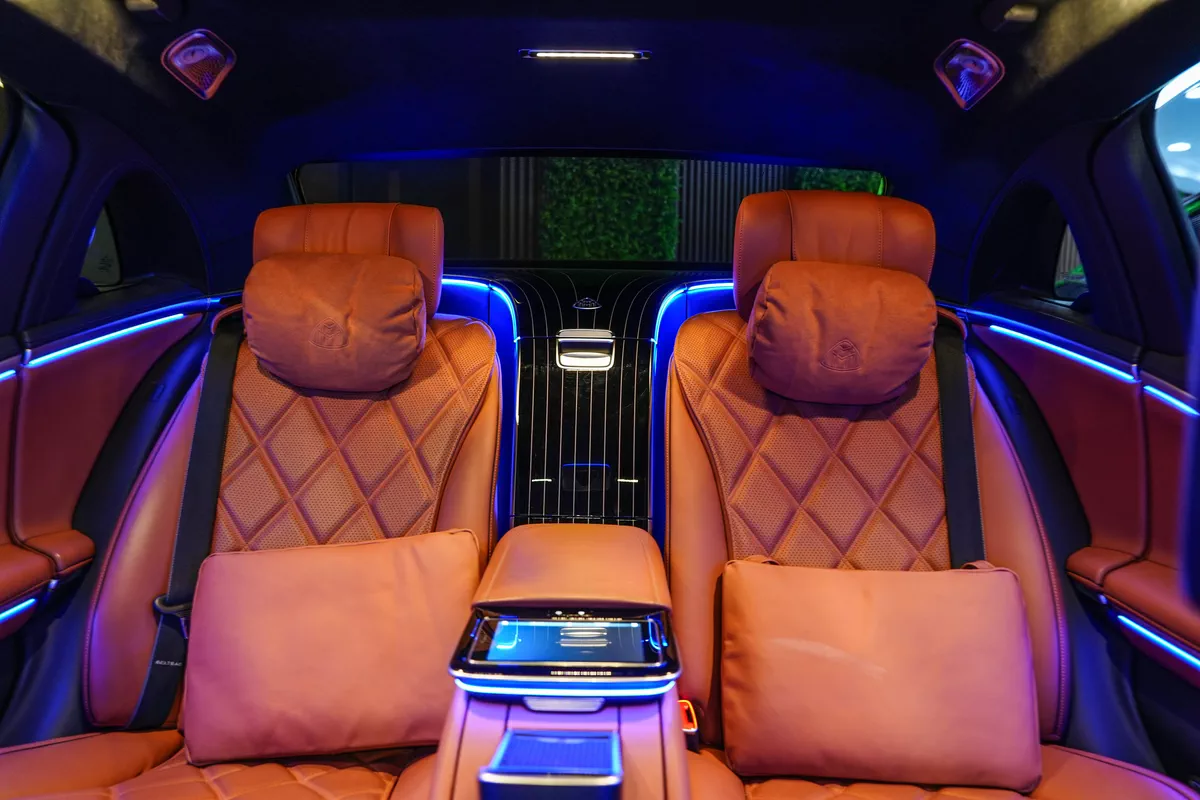 Mercedes-Benz Maybach S680 2022-11-11