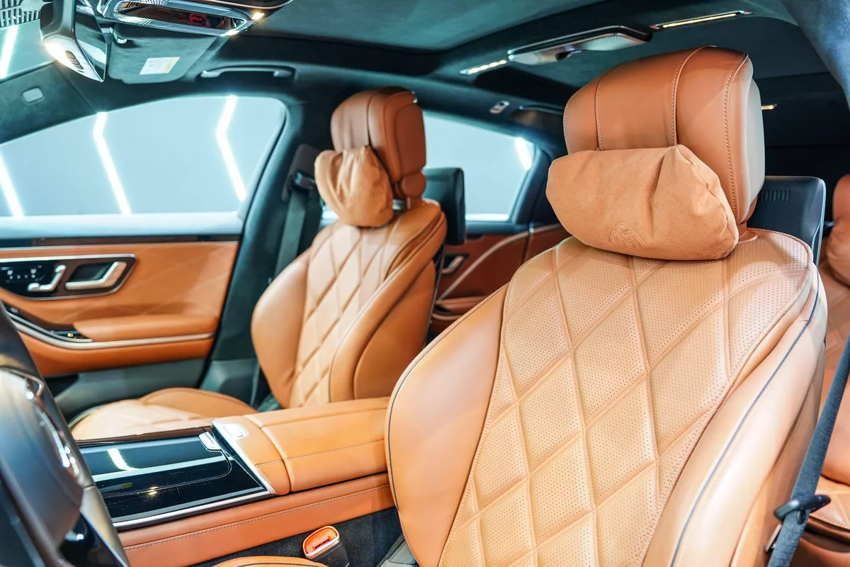 Mercedes-Benz Maybach S680 2022-5-5