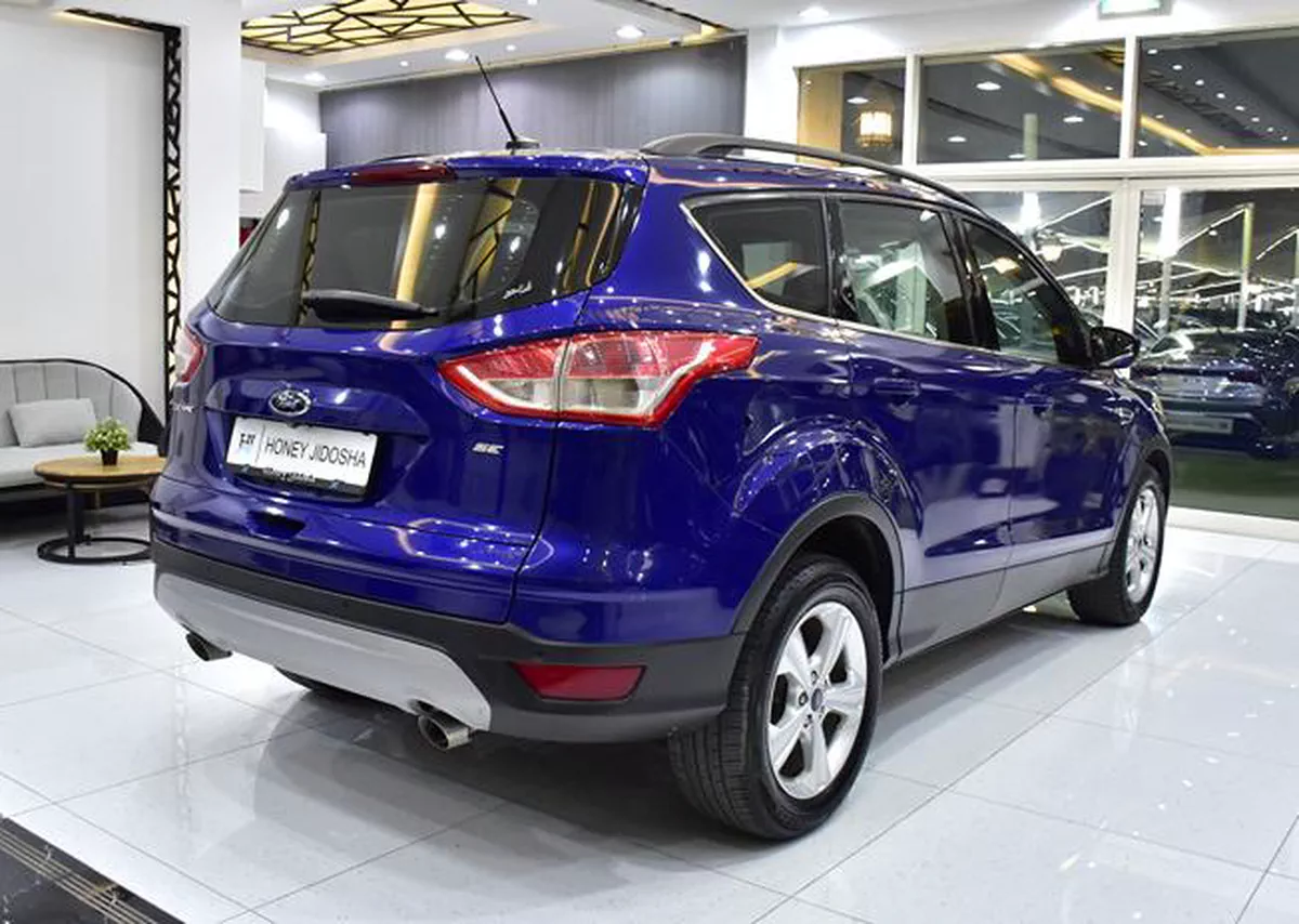 Ford Escape SE ( 2014 Model ) in Blue Color GCC Specs-7-7