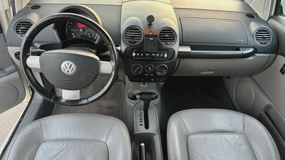 VOLKSWAGEN BEETLE FRESH JAPAN IMPORTED 2006 Mileage 95000 kms-17