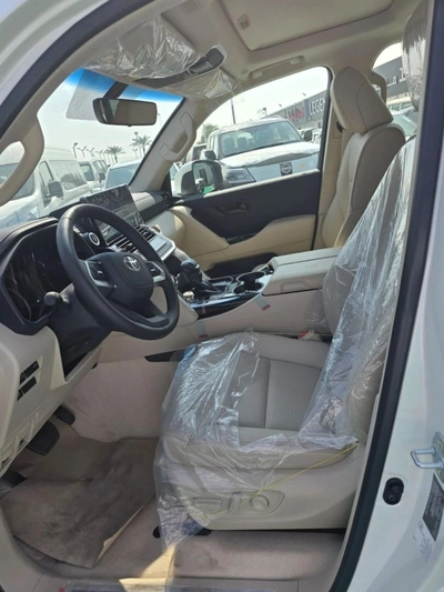 Toyota Land Cruiser 2026 MODEL GCC SPECS-16