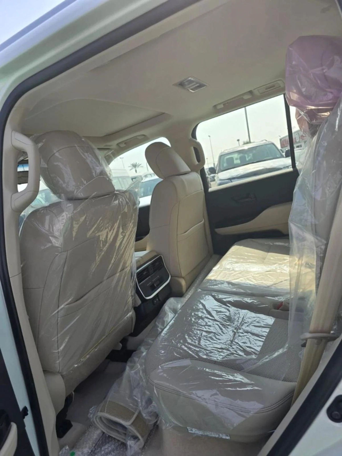 Toyota Land Cruiser 2026 MODEL GCC SPECS-11-11