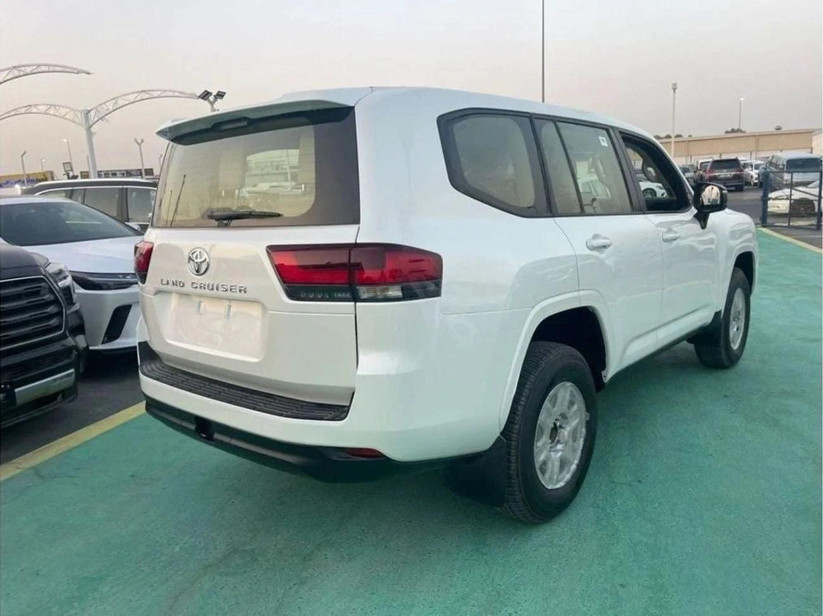 Toyota Land Cruiser 2026 MODEL GCC SPECS-3-3