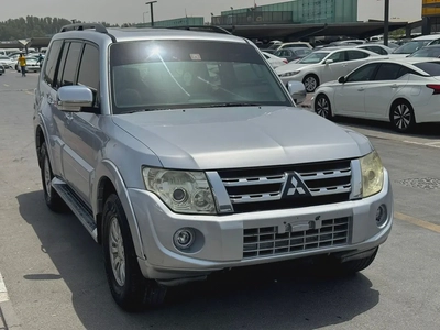 Mitsubshi pajero 2014 silver color fullopshin-2