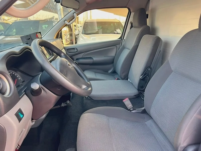 2022 Nissan Urvan | Chiller  friezer | Manual Van | GCC | Screen | Ref#1014-7