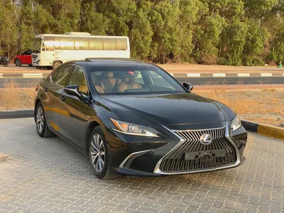 ES 300h | 2023 model | GCC Specs | 2.5L 4-Cyl Hybrid engine-0