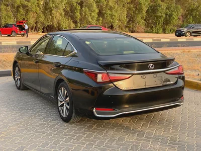 ES 300h | 2023 model | GCC Specs | 2.5L 4-Cyl Hybrid engine-3