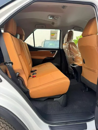 Toyota Fortuner SR5 || 2.8L DIESEL V4 4WD | RADAR | 360*CAMERA | AUTO AC (CODE # FD6FO)-13