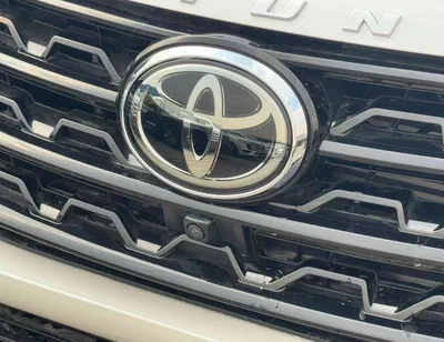 Toyota Fortuner SR5 || 2.8L DIESEL V4 4WD | RADAR | 360*CAMERA | AUTO AC (CODE # FD6FO)-8