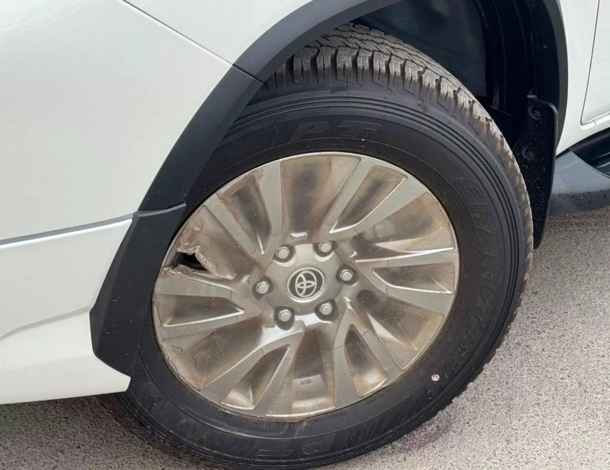 Toyota Fortuner SR5 || 2.8L DIESEL V4 4WD | RADAR | 360*CAMERA | AUTO AC (CODE # FD6FO)-9-0