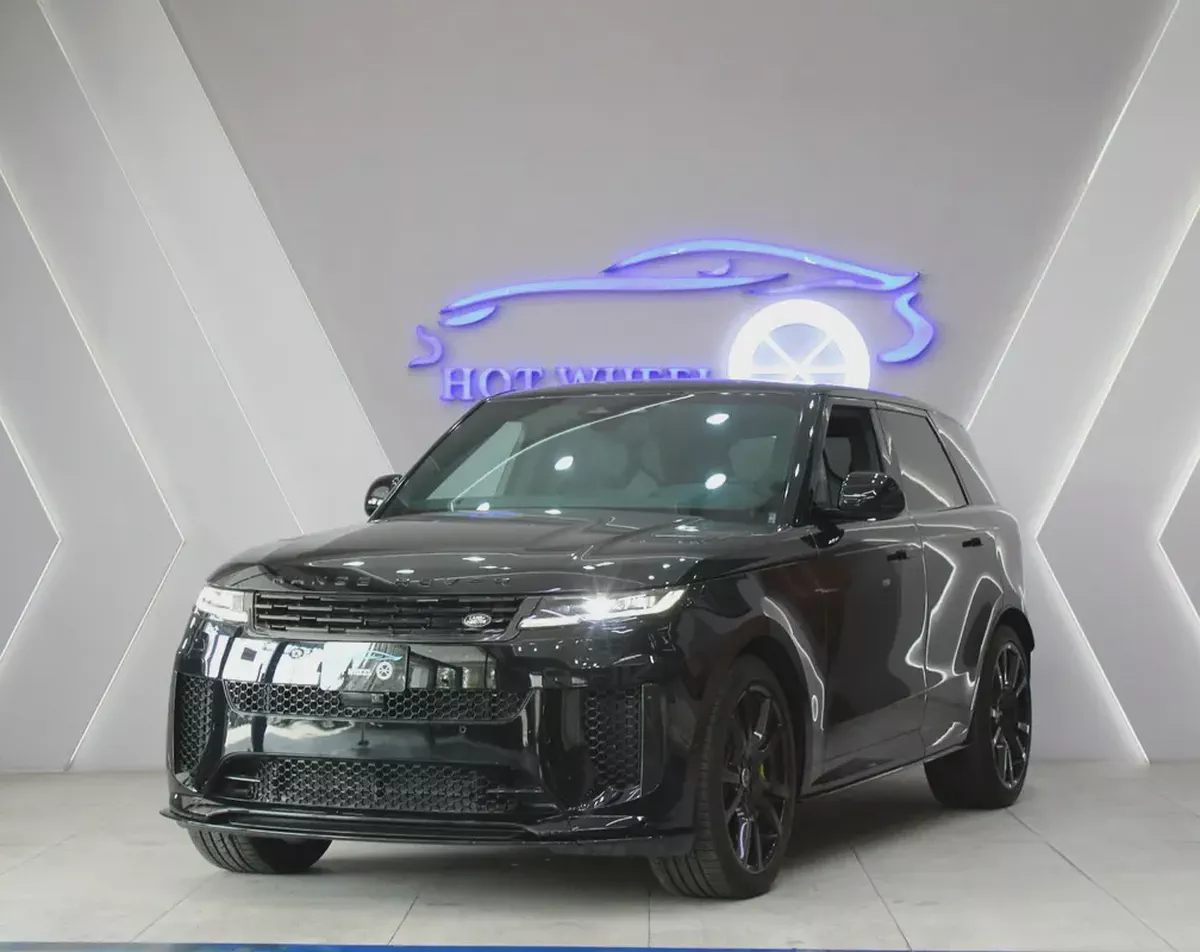 2025 - Range Rover Sport SV Carbon Bronze - V8 for 666,000.00 AED