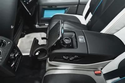 2024 ROLLS ROYCE GHOST BLACK BADGE | DELIVERY MILEAGE | STARLIGHT | REAR TVS | CARBON RIMS-13