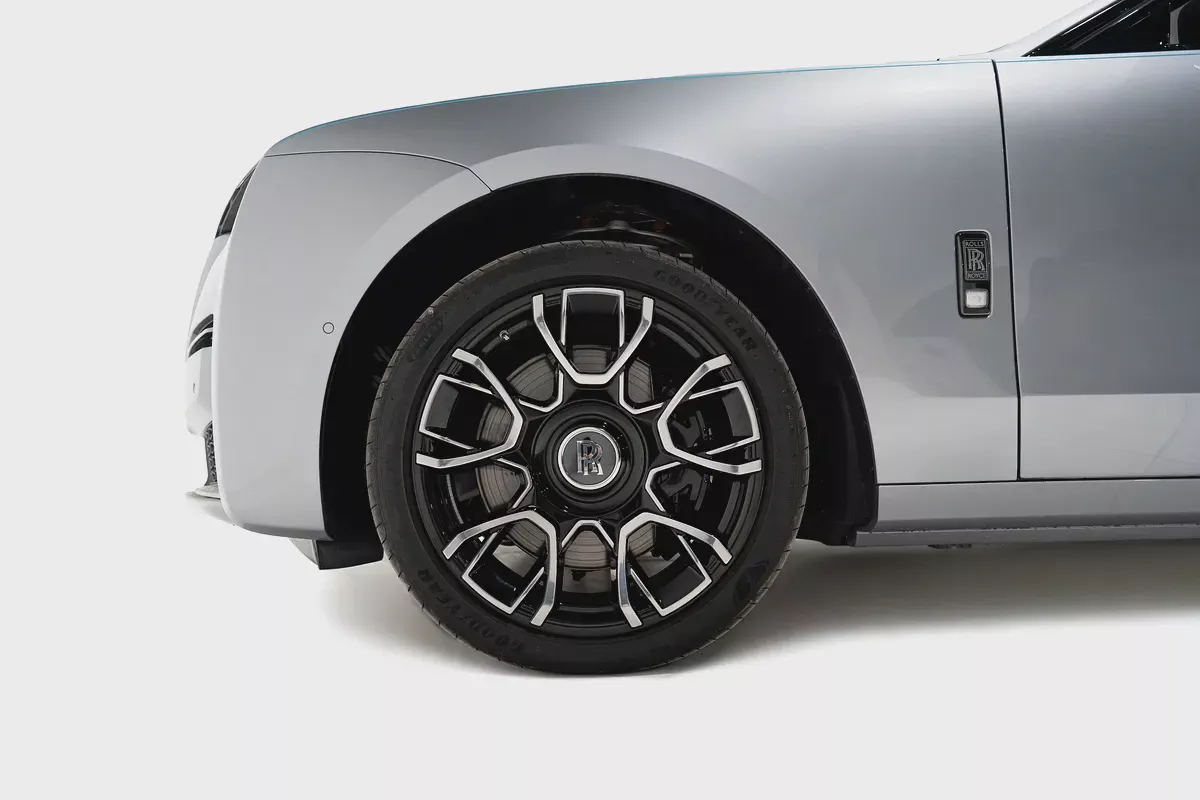 2024 ROLLS ROYCE GHOST BLACK BADGE | DELIVERY MILEAGE | STARLIGHT | REAR TVS | CARBON RIMS-5-5
