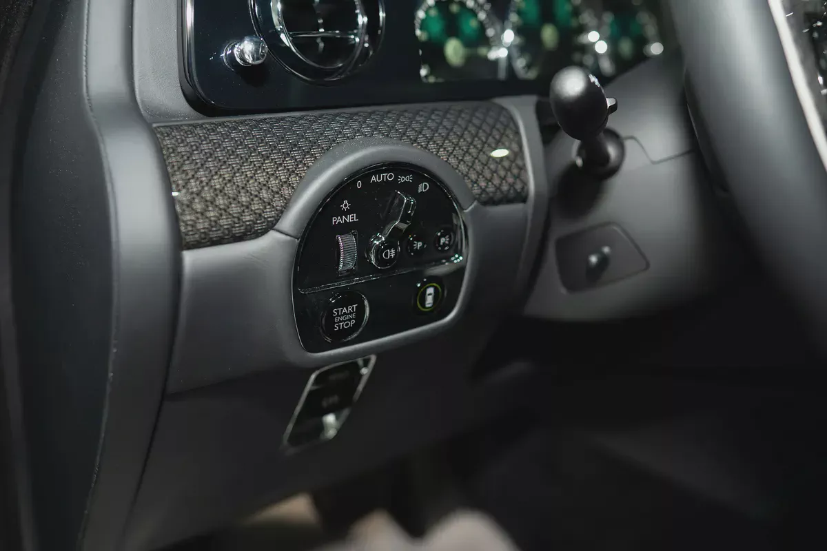 2024 ROLLS ROYCE GHOST BLACK BADGE | DELIVERY MILEAGE | STARLIGHT | REAR TVS | CARBON RIMS-8-8