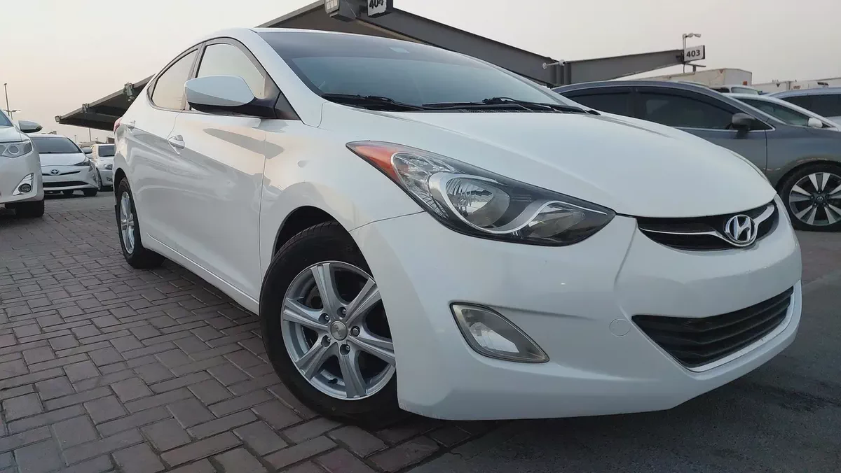 2012 Hyundai Elantra SEL - American Specs - Excellent Condition