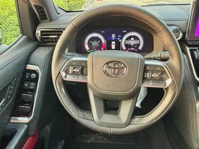 Toyota Land Cruiser VXR 2026 GCC Specs-14